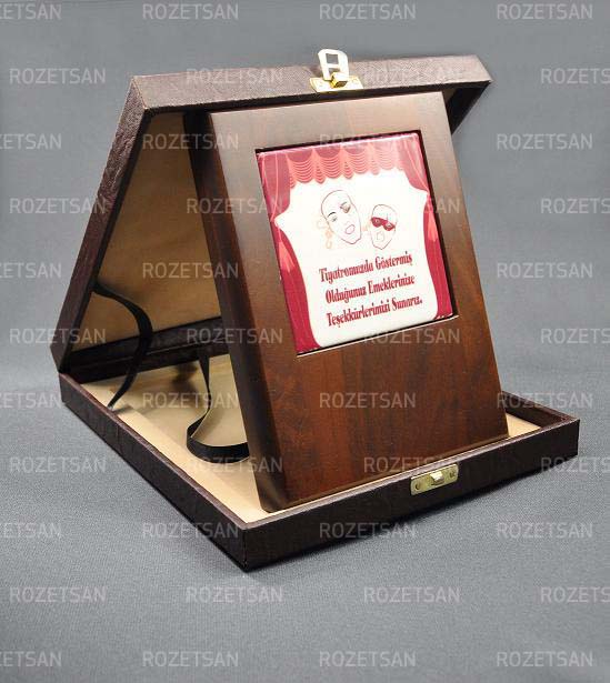 Plaket 022R
