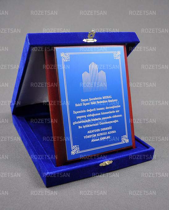 Plaket 08R